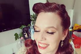 Eleanor Hart's Instagram, Twitter & Facebook