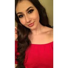 Crystal Cantu (@CRISSYYLOVESYOU)