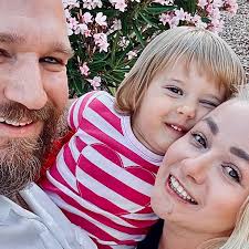 Fundraiser for Elena Kotenko by Sarah Cosgrove : Stand by the Lamb Family  in Their Time of Need