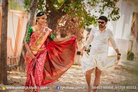 Photographers In Tamilnadu Chennai Appreciate And Captures The Essence Of Our Weddi Indian Wedding Photography Poses Bride Photography Wedding Photoshoot Poses