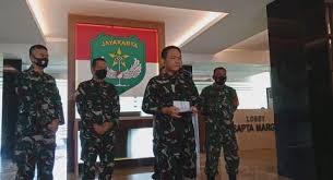 Selain pangkostrad letjen tni eko margiyono yang menjadi kasum tni dan pangdam jaya mayjen tni dudung abdurachman yang mengisi jabatan pangkostrad. 80 Pati Tni Dimutasi Pangdam Jaya Dudung Abdurachman Jadi Pangkostrad