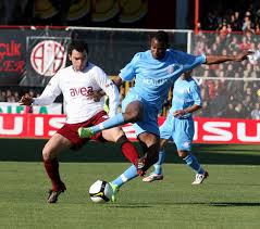 Trabzonspor bir gol atarsa kendi plakasını, antalyaspor bir gol atarsa kendi plakasını tersten yazacaktır. Dosya Selcuk Inan Antalyaspor Trabzonspor Jpg Vikipedi