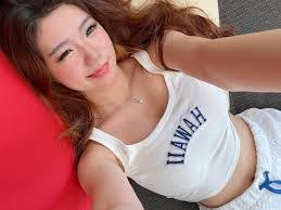 Michelle Serafin's Instagram, Twitter & Facebook