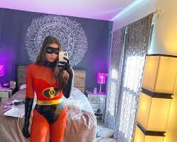 Kira kosarin is an actress that has appeared on celebs react. Kira Kosarin Instagram Live Stream 1 November 2019 Ig Live S Tv