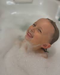 May your dreams stay big, your worries stay small. 😭🖤 •