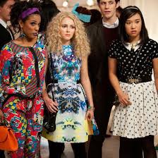 The Printed Dress On Annasophia Robb Center As Young Carrie Bradshaw H And M The Carrie Diaries Fashion Fashion Tv