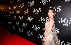 Jak gdyby nic jako nic; Kim Jest Ukochany Anny Marii Grajacej Laure W Erotyku 365 Dni Express Ilustrowany