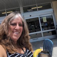 Shower hair brush for thick hair under $2