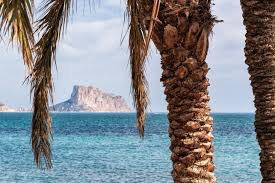 Conheça a história, economia, a questão do separatismo bem como as. Ferias Em Espanha 10 Melhores Praias De Espanha E Os Hoteis Onde Ficar
