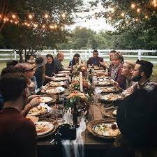 .dinner party dishes readers, do you have any recipes that you think would work for this large q: So Much Happiness At This Table It Was One Of The Ollie Joy Mesa De Comida Comidas Familiares Cena Al Aire Libre