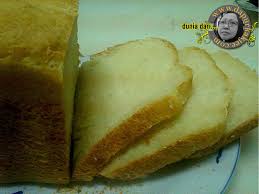 Masukkan semua bahan mengikut urutan ke dalam breadmaker dan pilih setting for dough dan tekan. Roti Bantal Benggali Paun