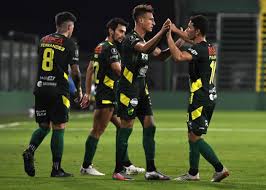 Curitiba is the capital city of the paraná state, in southern brazil. Defensa Y Justicia Braian Romero El Hombre Gol El Grafico