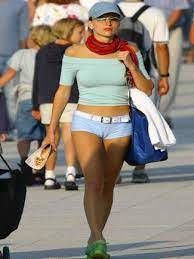 Home of the best picdumps on the net. 41 Pics Of Hot Babes With Camel Toe Wow Gallery