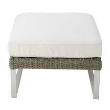 Pouf De Jardin En Resine Tressee Et Tissu Blanc Canape Jardin Tissu Blanc Et Maison Du Monde
