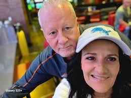 Christmas road trip with my dad! Go Lobos! 🎄🚗🐾🏈🎅🏽