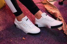 Vous avez envie de vous acheter une nouvelle paire de chaussures mais tendance et très confortables, les baskets blanche femme vous promettent d'avoir un style. Ù…Ù‚Ø±ÙˆØ¦ÙŠØ© ÙŠÙÙˆØ² Ø§Ù„Ø£ÙƒØ³Ø¬ÙŠÙ† Puma Cali Blanche Cabuildingbridges Org