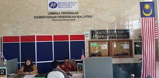 Umur 25 tahun atau ke bawah. Biasiswa Yayasan Sime Darby 2017