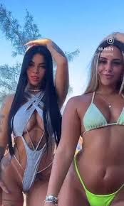 Dj Nathi Sexy Babe With Her Friend Shows Off Big Booty In Bikini Video