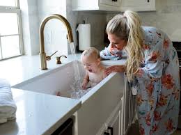 farmhouse sink: tips for picking the