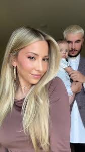 Isabelle Glover's Instagram, Twitter & Facebook