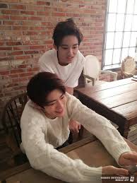 The unit debuted with seven members: K Pop 1396830 Ten Winwin And Jung Jaehyun On Favim Com