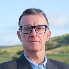 Richard Kunert's Instagram, Twitter & Facebook