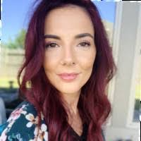 Siobhan Noble's Instagram, Twitter & Facebook