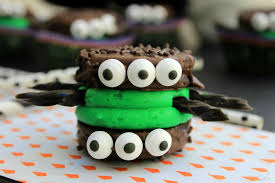 Collection by margherita famoso • last updated 22 hours ago. Oreo Spider Cookie Sandwiches