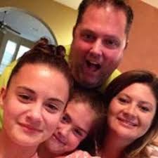 Justin Clutter's Instagram, Twitter & Facebook