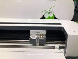Download Peeking Cricut How To Layer Vinyl New Cricut Vinyl Youtube