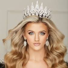 Crowned Collective Studios