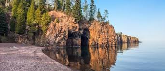 Choose from more than 138 properties, ideal house rentals for discover a selection of 138 vacation rentals in duluth, mn that are perfect for your trip. Crystal Beach In Silver Bay Mn Cascade Vacation Rentals In 2021 North Shore Beaches Silver Bay Crystal Beach