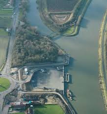 Revue Fluvial Port Et Transport Une Nouvelle Plate Forme Pour Le Port D Halluin