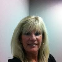 Elaine Kirsch's Instagram, Twitter & Facebook