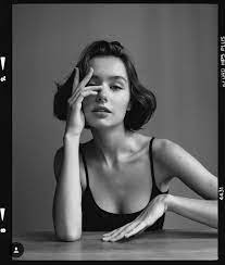 20 Black And White Film Photography Ideas Photography Poses Women Photoshoot Photography Portrait Photography