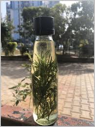 Turn off the slow cooker and let the oil cool to room temperature. Make Rosemary Oil Home Hair 2 Gardening For Beginners