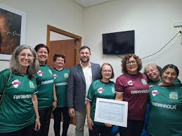 Câmara de Paranaguá presta homenagem ao projeto AMS+ pelo trabalho com idosos