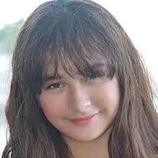 Jillian Ward's Instagram, Twitter & Facebook