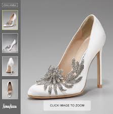 Bella S Wedding Shoes In Twilight You Can Purchase Bella S Manolo Blahnik Shoes Called The S Manolo Blahnik Heels Manolo Blahnik Wedding Shoes Manolo Blahnik