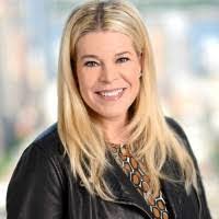 Erika Jorge's Instagram, Twitter & Facebook