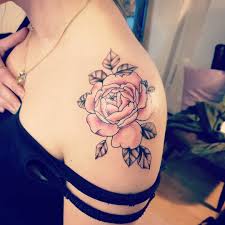 Oct 04, 2020 · whether you think of tattoos as reminders, inspiration, or artistic expression, these are the best tattoo ideas for women, with sizes ranging from big to small and meaningful designs in styles. Updated 65 Graceful Shoulder Tattoos For Women August 2020
