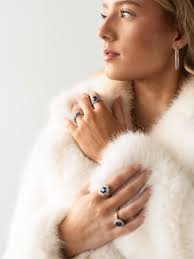 Avalon Maltese Cross Scarlett sparkling knight Garnets & diamonds Tahitians  pearls Gold & distressed silver 📸 @hugues_laurent #avalon #maltese #garnet  #cross #elietop #jewellery #madeinfrance