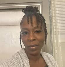 💔🥺 #HeartBreaking 🥺💔 47-year-old Tyiesha McDowell, a devoted mother of  two and grandmother to one cherished grandson, as well as a sister,  daughter, cousin, niece, and loyal friend, tragically lost her life