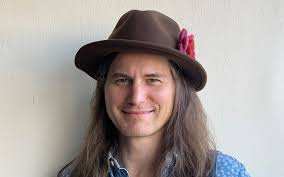 Dr. Christopher Kelley