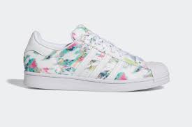 Together, we deliver on the promise of technology and human ingenuity. Adidas Nmd R1 Superstar Zx 2k Boost New Colorways Release Info Pochta News