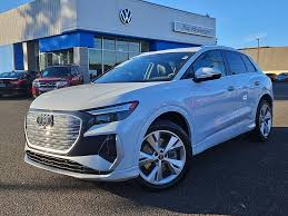 Image result for Glacier White 2023 Q4