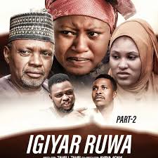 KUNJI KO!; Har gobe a gidan mu nake kwana idan na dawo daga Film Bana kwana  ko ina daga Location sai gida da haka iyayena suka sabar min tun daga ranar  dana