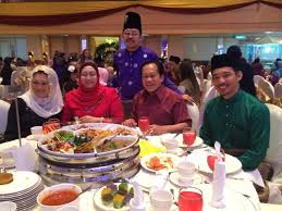 Giler 2 sikit tp mmg. Ahmad B Maslan No Twitter Pak Ungku Kuzie Catering Songkok Tinggi Mlm Ini Adakan Jamuan Khas Beliau Adalah Contoh Katerer Melayu Yg Berjaya Http T Co Fsiss5tzz7