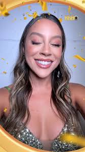 E olha quem deixou um recadinho especial para vocês aqui! 🤩 Renata, a  grande CAMPEÃ do #BBB25, manda mensagem para os fãs! 🫶 #RedeBBB