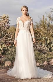 Welchen stil soll das kleid haben, schleier, schleppe, spitze oder doch viel tüll für das perfekte hochzeitskleid? Startseite Brautmoden Schwarz
